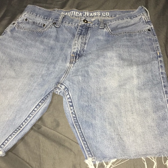 shorts - Picture 3 of 3